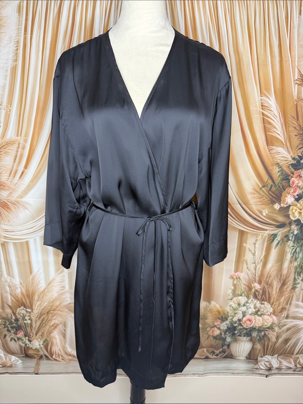 H&M Black Satin Tie-Front Kimono Robe